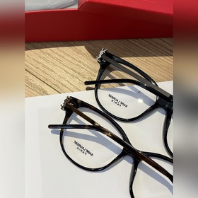 Представляем модели YSL M480, котор