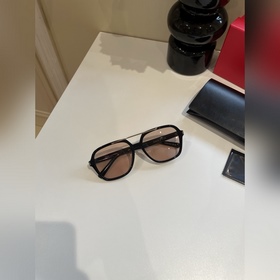 ysl Сун Цзя, модель SL545 из коллекции