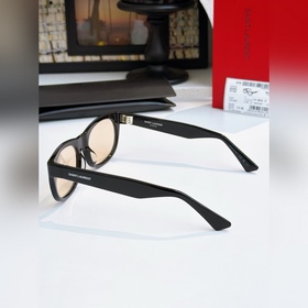 Логотип SAINT LAURENT из цельного х