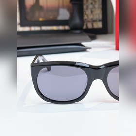 Логотип SAINT LAURENT из цельного х