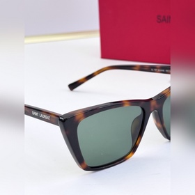 YSL Yves Saint Laurent‌ МОДЕЛЬ： SL737