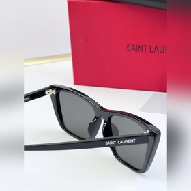 YSL Yves Saint Laurent‌ МОДЕЛЬ： SL737
