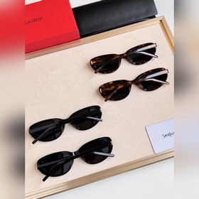 YSL Yves Saint Laurent‌ МОДЕЛЬ： SL M1