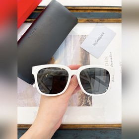 YSL Yves Saint Laurent‌ МОДЕЛЬ： SL M4