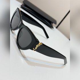 Солнцезащитные очки SAINT LAURENT в ст