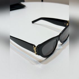 Солнцезащитные очки SAINT LAURENT в ст