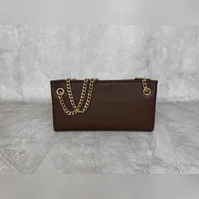 Новая сумка на цепочке с логотипом T