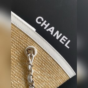 Эксклюзивная модель из оригинальной ко