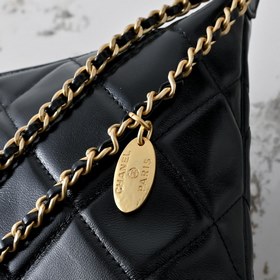 C HANE1 25S Hobo — сумка под мышкой. В