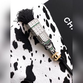 Топ-модель из оригинальной коллекции C