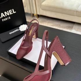 Новая коллекция Chanel： универсальные 