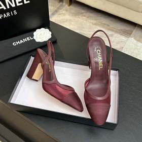 Новая коллекция Chanel： универсальные 