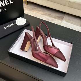 Новая коллекция Chanel： универсальные 
