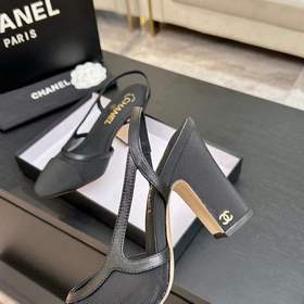 Новая коллекция Chanel： универсальные 