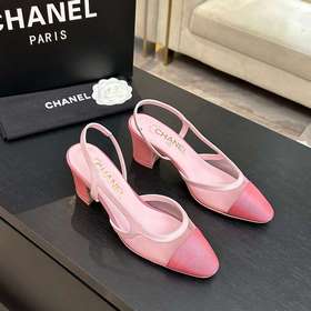 Новая коллекция Chanel： универсальные 