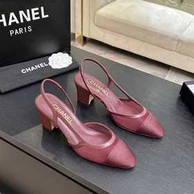 Новая коллекция Chanel： универсальные 