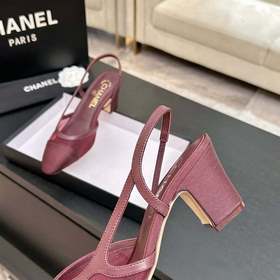 Новая коллекция Chanel： универсальные 