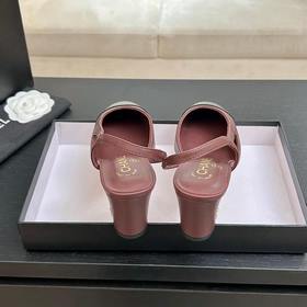 Новая коллекция Chanel： универсальные 