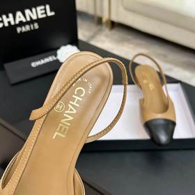 Новая коллекция Chanel： универсальные 