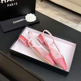 Новая коллекция Chanel： универсальные 