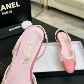 Новая коллекция Chanel： универсальные 