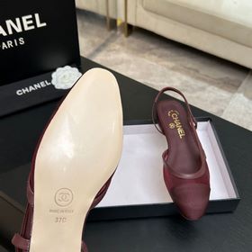Новая коллекция Chanel： универсальные 