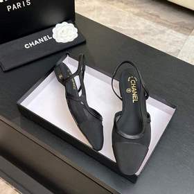 Новая коллекция Chanel： универсальные 