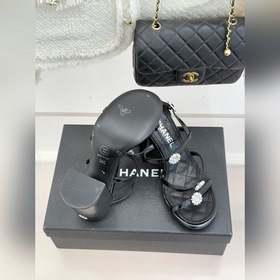 CHANEL — классические сандалии на толс
