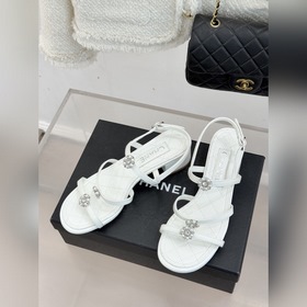 CHANEL — классические сандалии на толс