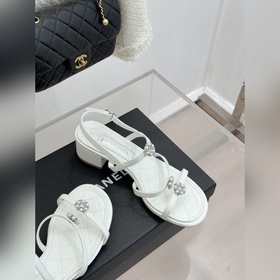 CHANEL — классические сандалии на толс