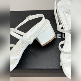 CHANEL — классические сандалии на толс