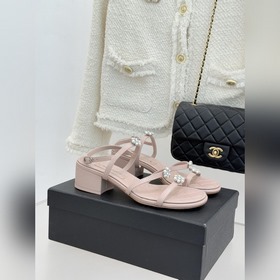 CHANEL — классические сандалии на толс