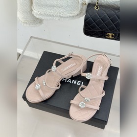 CHANEL — классические сандалии на толс