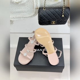 CHANEL — классические сандалии на толс