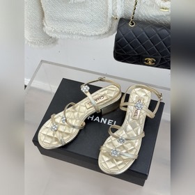 CHANEL — классические сандалии на толс
