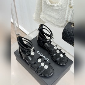 CHANEL — классические сандалии на толс