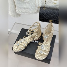 CHANEL — классические сандалии на толс