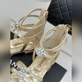 CHANEL — классические сандалии на толс