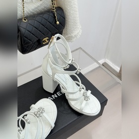CHANEL — классические сандалии на толс
