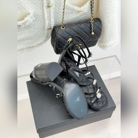 CHANEL — классические сандалии на толс