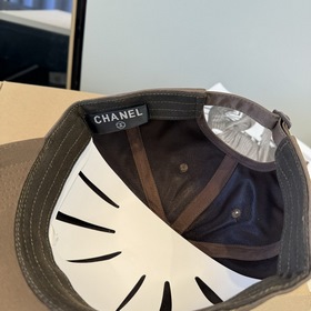Официальная новинка от CHANEL — бейсбо
