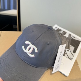 Официальная новинка от CHANEL — бейсбо