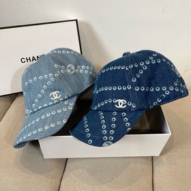 Новая бейсболка от Chanel： классически