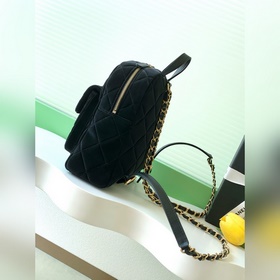 Рюкзак Chanel 25k — это по-настоящему