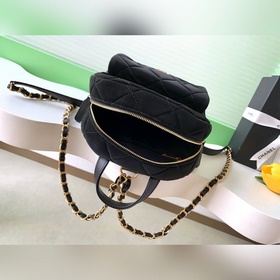 Рюкзак Chanel 25k — это по-настоящему