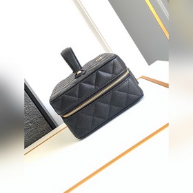 Эксклюзивная модель из оригинальной ко