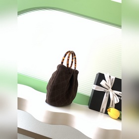 Сумка Chanel 26C из замшиз коллекции «