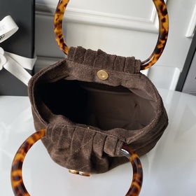 Модель AS6022 из коллекции CHANEL 26C 