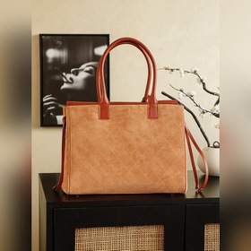 Оригинальная сумка Chanel из замшиз ко