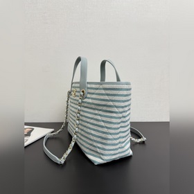 Пляжная сумка CHANEL 26C из телячьей